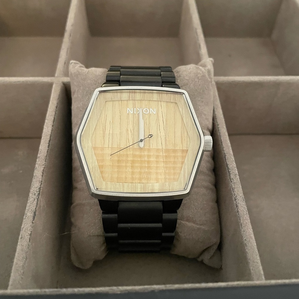 Nixon “The Mayor” Watch